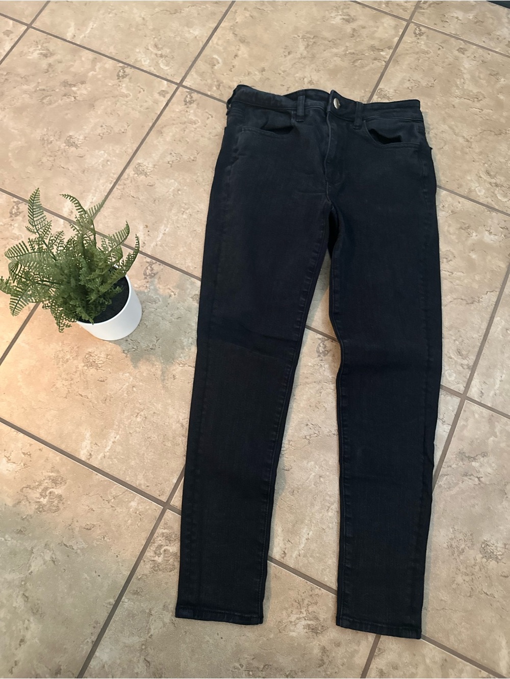 BLACK AMERICAN EAGLE SKINNY JEANS